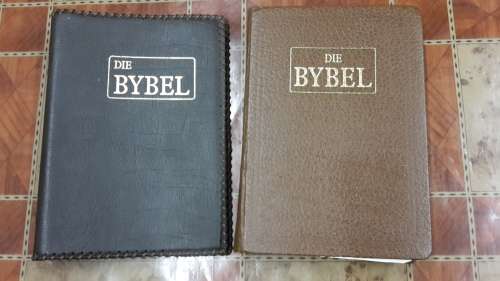 Vintage afrikaans Bible .