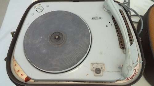 1950s Teppaz Oscar Portable 4 Speed Turntable