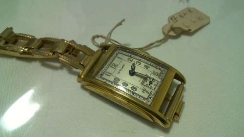 1950s lonville 15 jewels Swiss made Gents Wriswatch (RUNNING)
