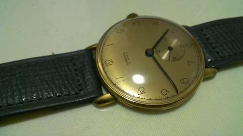 Boxed 1950s Elegance 15 Jewels Swiss made Gents wristwatch