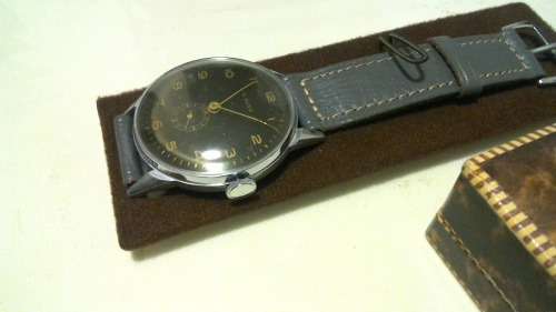 Boxed 1950s 15 Rubis Swiss made Gents wristwatch