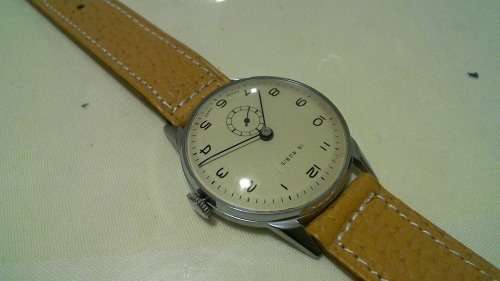 Boxed 1950s 15 Rubis Gents Swiss made Wristwatch