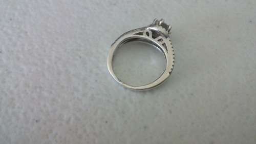 Stunning 925 silver Ring