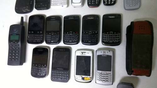 Lot of 16 Older Phones for the collector