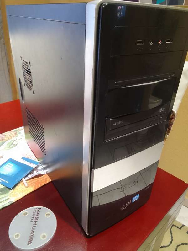 Intel i7 3rd gen PC Partial Build ( No Harddrive) (Case Included)