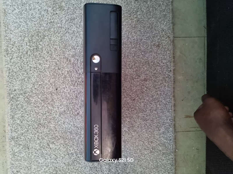 Xbox 360 E and ps3 slim(Read ad)