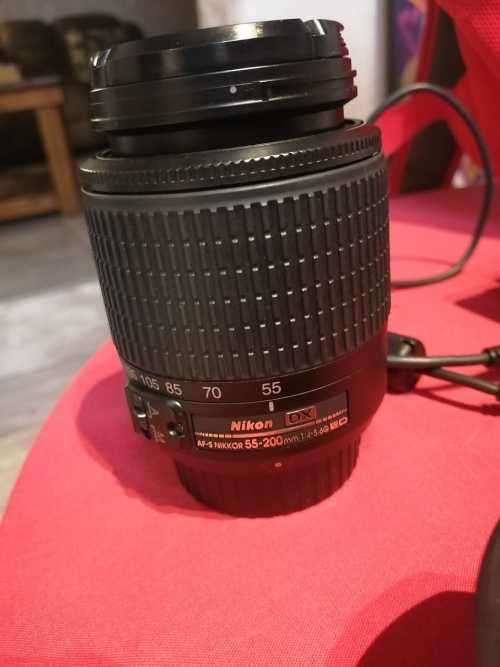 Nikon D5200 with 2 lenses, bag and SD card