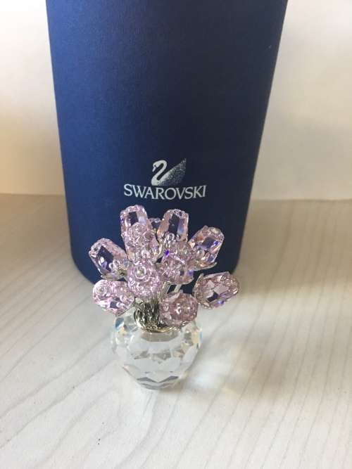 Swarovski Crystal Collection A Dozen Pink Roses