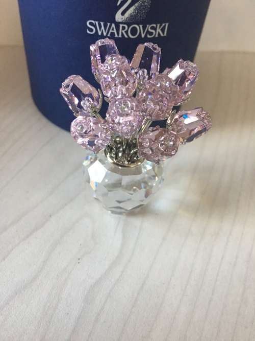 Swarovski Crystal Collection A Dozen Pink Roses