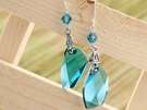 Earrings made with Article 6620