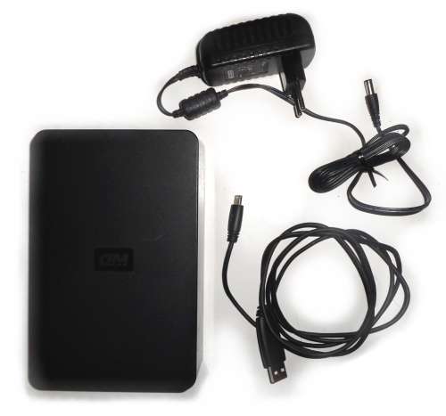 **Almost New** Western Digital (WD) 2TB External USB 2.0 Harddrive with Power Cable