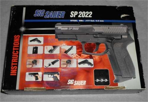 KWC SIG SAUER SP2022 CO2 GAS PELLET GUN (4.5mm Steel BB in .177 Calibre)