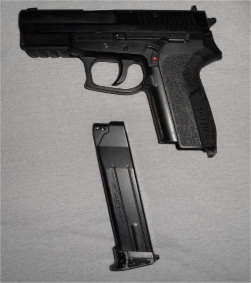 KWC SIG SAUER SP2022 CO2 GAS PELLET GUN (4.5mm Steel BB in .177 Calibre)
