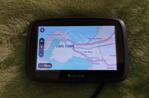 **FREE SHIPPING** 4.3` Screen TomTom GO 400 with Free Lifetime Maps Updates (SA)