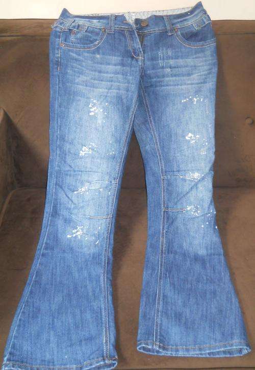 Ladies distressed bootleg jeans - size 34