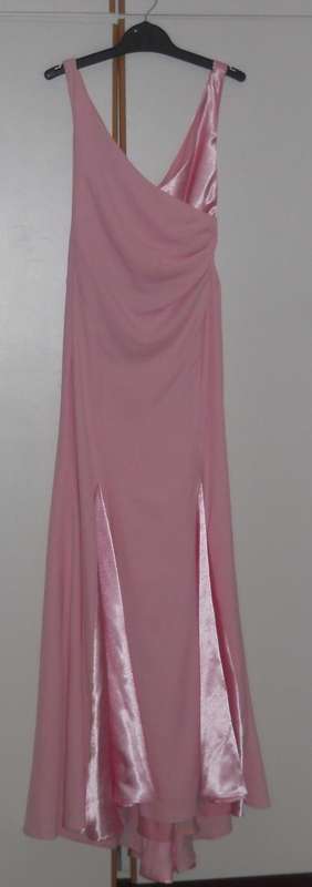 Gorgeous evening dress - size 32 - worn once!!