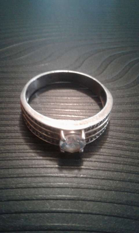 SILVER 925 RING WITH CUBIC ZIRCONIA WEIGHT 4.72 GRAM