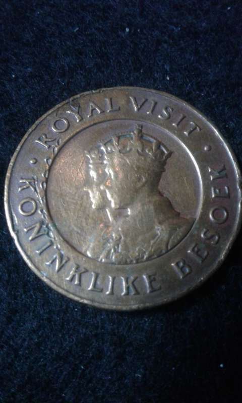 1947 ROYAL VISIT COIN KONINIGLIKE BESOEK WEIGHT 13.30 GRAM