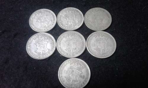 7 X SILVER HALF CROWN WEIGHT 97.51 GRAMS 1 BID TAKE AL 7 COINS