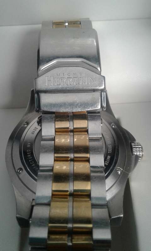 MICHEL HERBELIN EXCLUSIVE MENS WATCH LIKE NEW IN A BOX VALUE AT R14999.99  NEWPORT 200 M