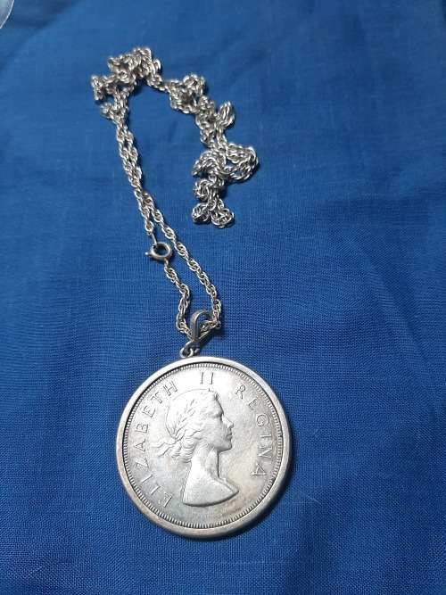 1 x War Medal and Silver 5 Shielling,s all for 1 bidding