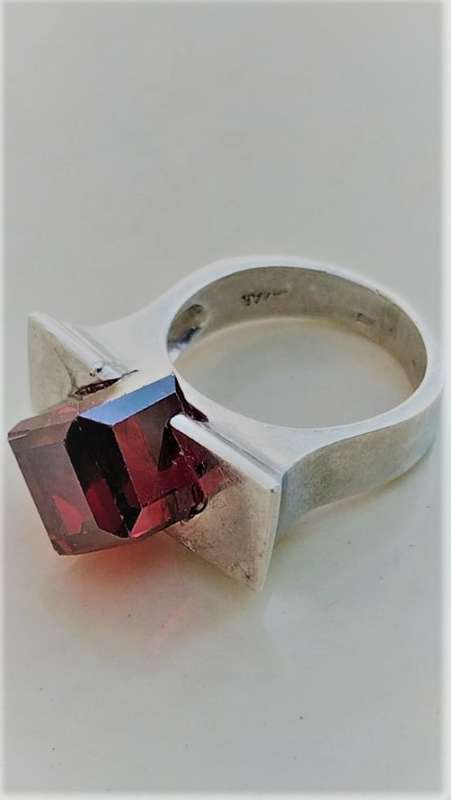 Ultra Modern `CUBE RED GARNET` Set in 925 SILVER