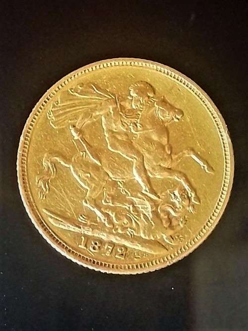 `VERY RARE`, ( 1872 SOVEREIGN GOLD COIN) 1 Sovereign-Victoria 1st / Portrait, St. George.