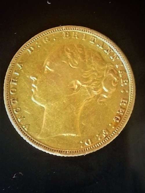 `VERY RARE`, ( 1872 SOVEREIGN GOLD COIN) 1 Sovereign-Victoria 1st / Portrait, St. George.
