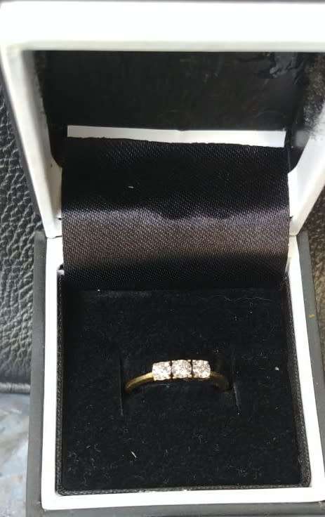 18ct GOLD 0.15 Carat Clear DIAMOND Trilogy Eternity Ring