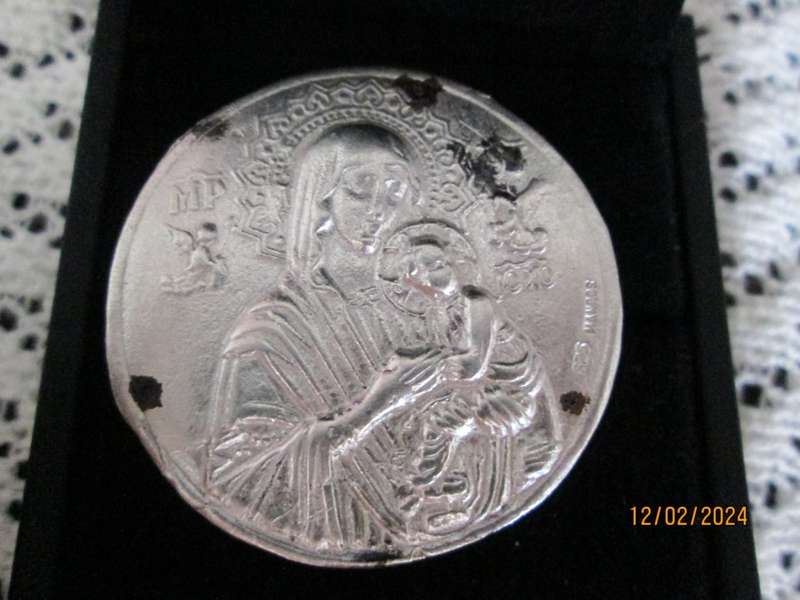 Our Lady Of Perpetual Help Santa Maria De Perpetuo Genuine silver Coin