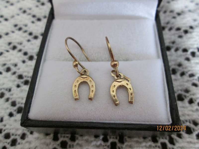 Antique Genuine 9ct Yellow Gold Horseshoe Dangle Earrings