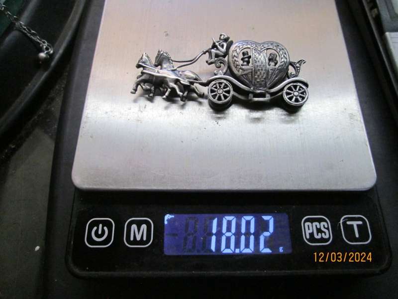 ` Vintage Brooch` Genuine 925 Silver Enamel Marcasite Horse and Carriage