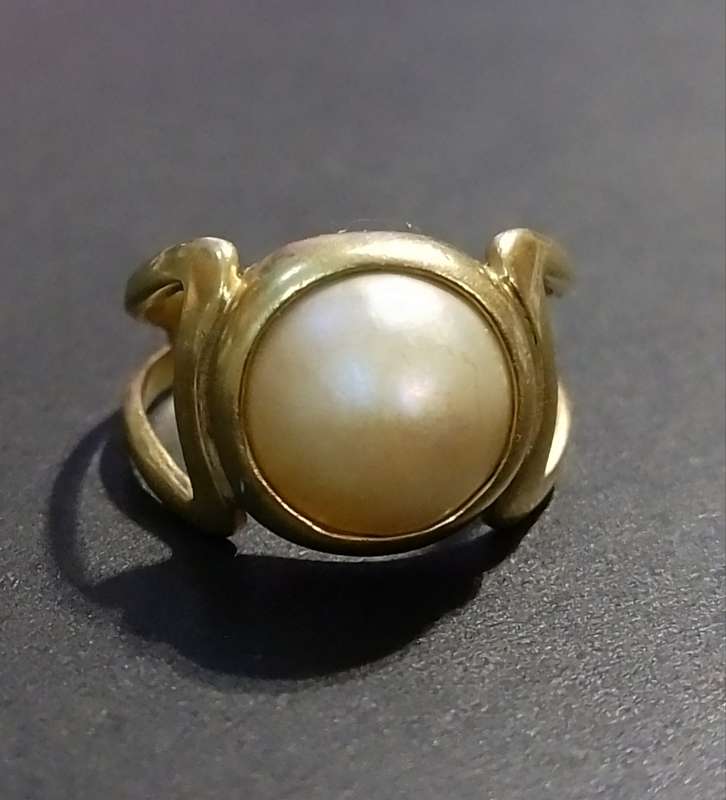 `NATURAL MABI` Set in a 9CT. `SPLIT SHANK` YELLOW GOLD  Ring.