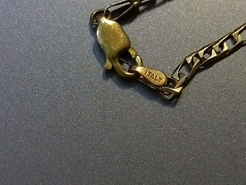 `ITALY` 9CT Yellow Gold `CURB CHAIN` ( Genuine Gold )