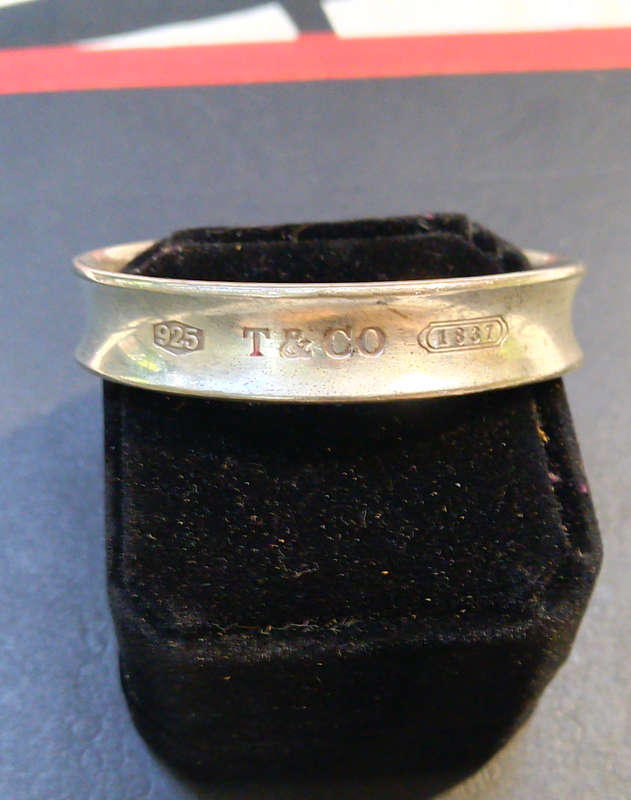 `Tiffany and Co.` 925 Sterling Silver Plated `HIGH QUALITY NAMEBRAND` Cuff Bangle