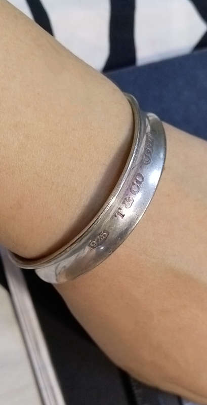 `Tiffany and Co.` 925 Sterling Silver Plated `HIGH QUALITY NAMEBRAND` Cuff Bangle