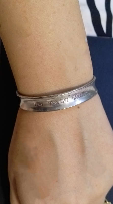 `Tiffany and Co.` 925 Sterling Silver Plated `HIGH QUALITY NAMEBRAND` Cuff Bangle