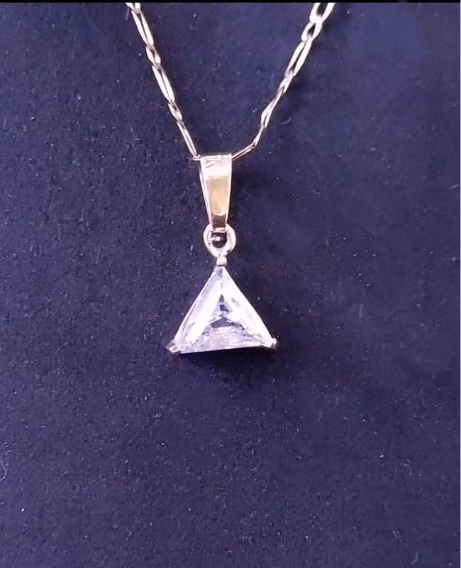 `2.20 CARAT NATURAL DIAMOND` Trillion Cut, Set in 18Ct Yellow Pendant and Chain (Genuine Gold).