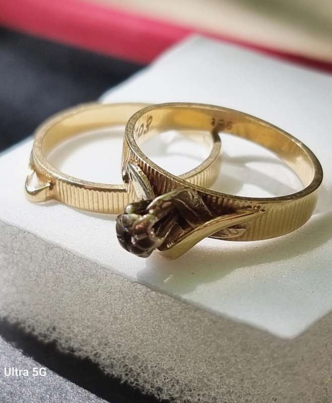 `FLORAL DESIGN` Diamond Engagement and Wedding Ring, Set in 9CT Yellow Gold.( Genuine Gold)