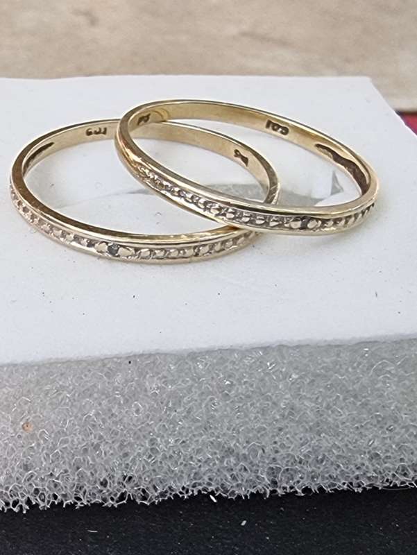 `DOUBLE` 9CT Yellow Gold Wedding Bands with Diamonds ( Genuine Gold. )