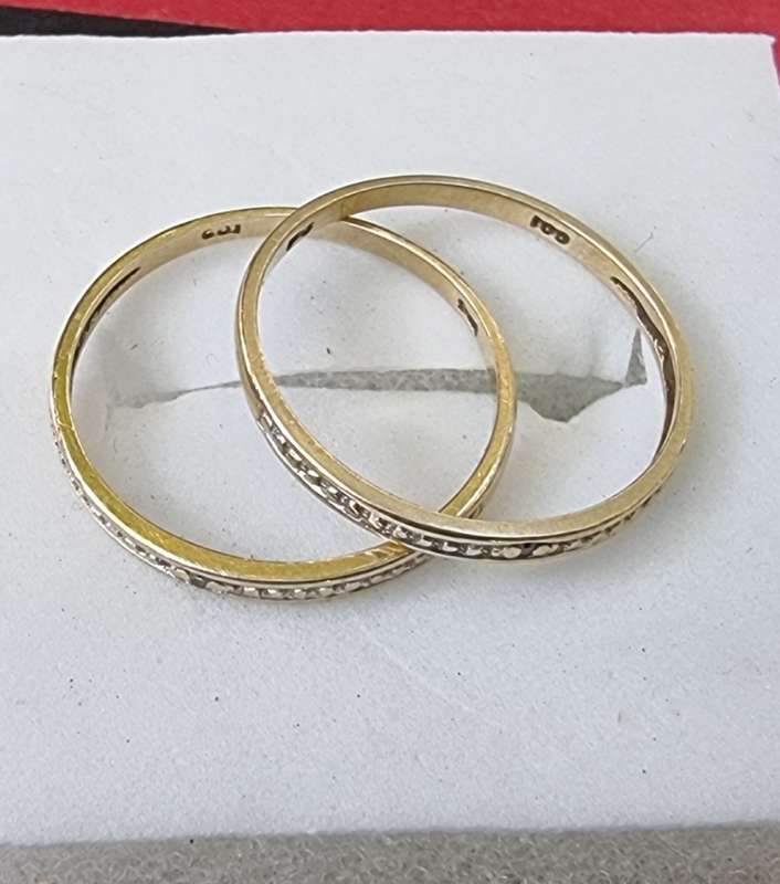 `DOUBLE` 9CT Yellow Gold Wedding Bands with Diamonds ( Genuine Gold. )