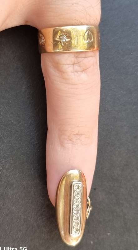 `ANTIQUE` COKE NAIL RING Set in 9CT Yellow Gold (Genuine Gold)