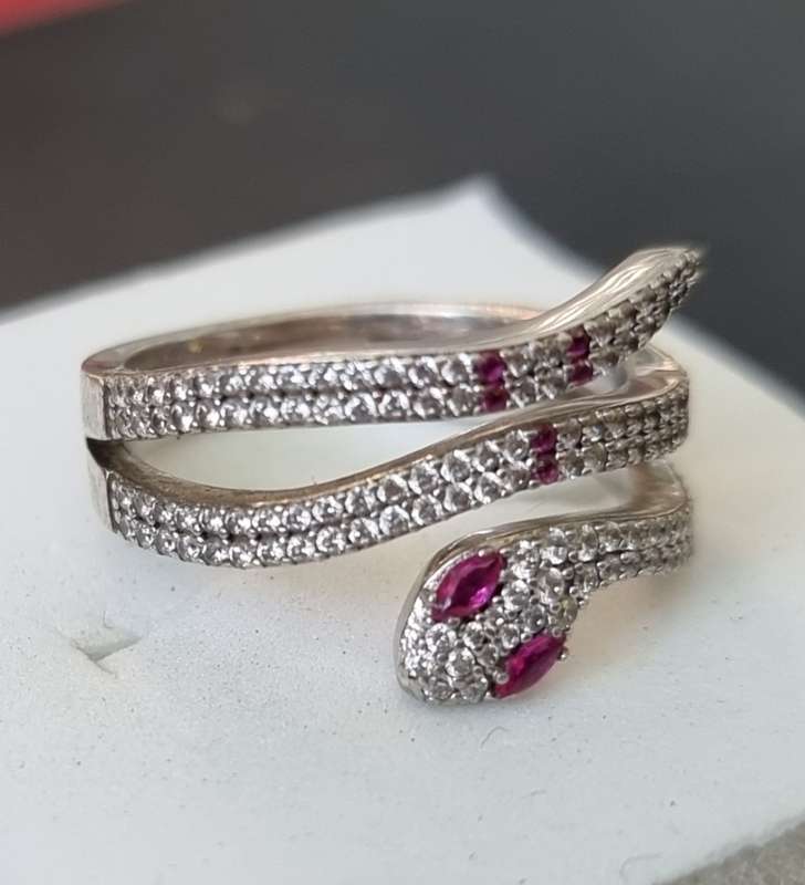 `GLAMOROUS` Snake Ring with CZ in 925 Sterling Silver.( Genuine Silver)