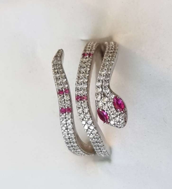 `GLAMOROUS` Snake Ring with CZ in 925 Sterling Silver.( Genuine Silver)