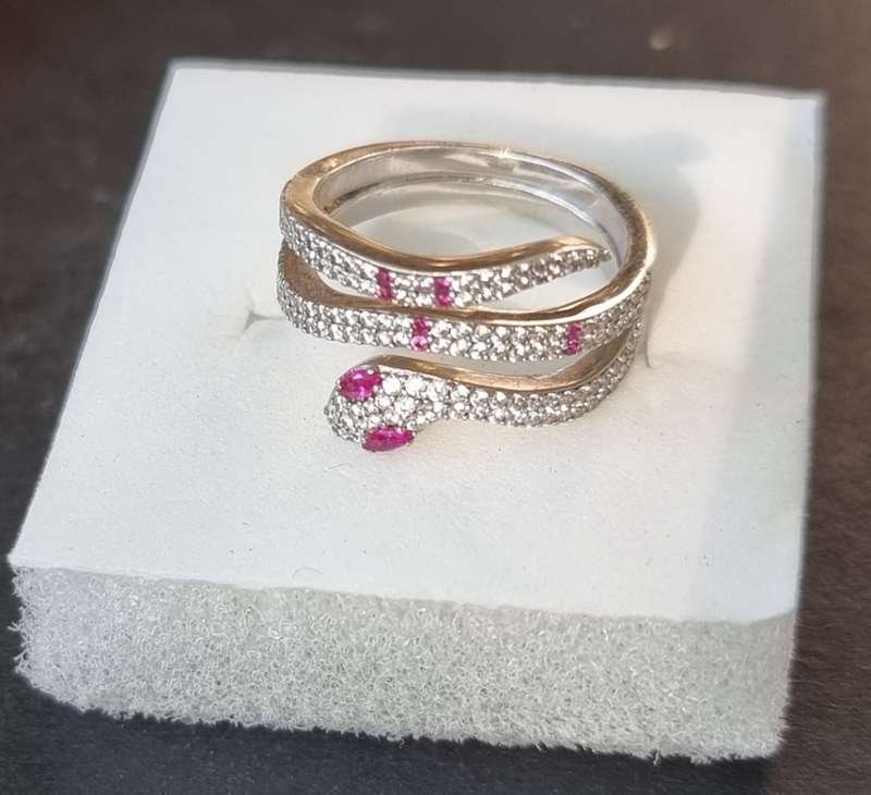`GLAMOROUS` Snake Ring with CZ in 925 Sterling Silver.( Genuine Silver)