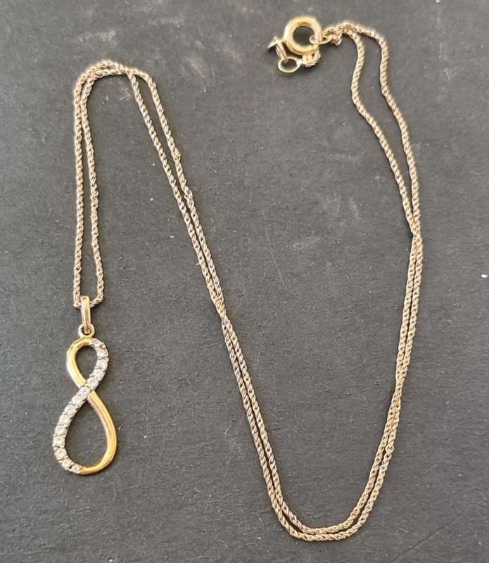 `INFINETY` CZ PENDANT on ROPE CHAIN / 9CT Yellow Gold ( Genuine Gold. )
