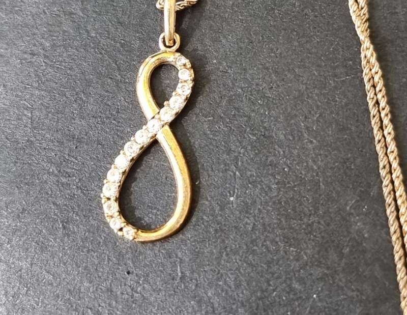 `INFINETY` CZ PENDANT on ROPE CHAIN / 9CT Yellow Gold ( Genuine Gold. )