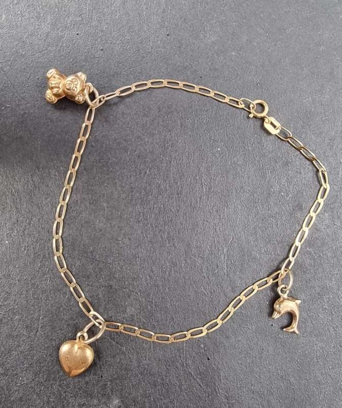`THREE CHARMS GOLD BRACELET` Set in 9CT Yellow Gold. ( Genuine Gold. )