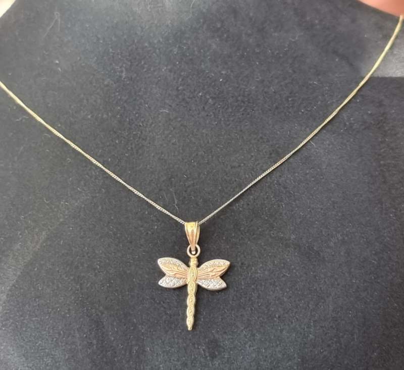 9CT Yellow / Rose and White Gold Dragon Fly Necklace. ( Genuine Gold)