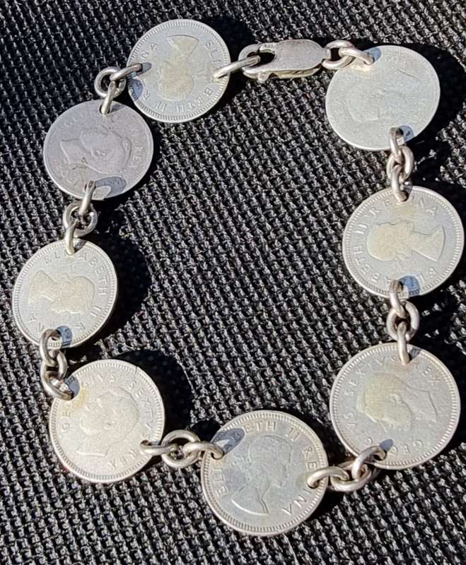 Elizabeth ll and Georgvis 925 Sterling Silver Coin Bracelet. ( Genuine Silver. )